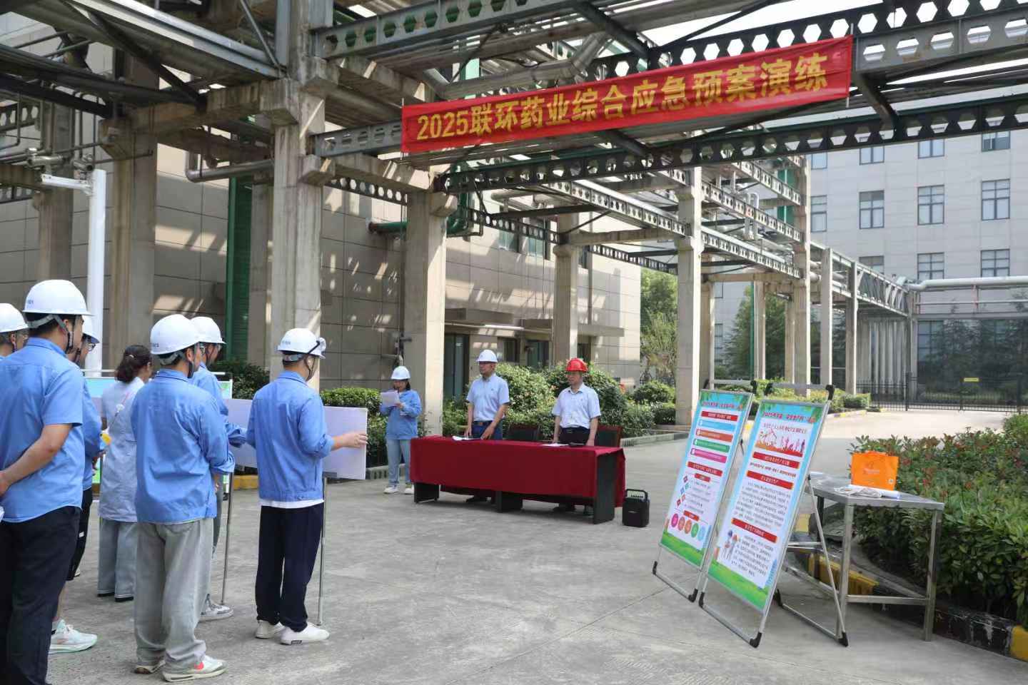 8bee91ca1fd082001c57df5773552611.jpg 8bee91ca1fd082001c57df5773552611.jpg